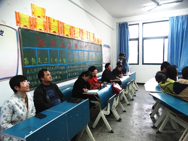 辅导员职业技能大赛展风采