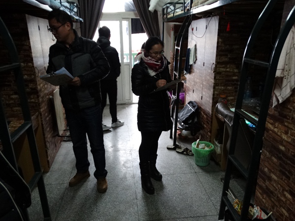 构建卫生安全寝室，传承宿舍文化精神