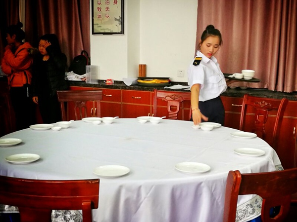 我系举行中餐主题宴会设计大赛 我系举行中餐主题宴会设计大赛