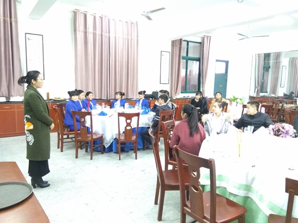 我系举行中餐主题宴会设计大赛 我系举行中餐主题宴会设计大赛