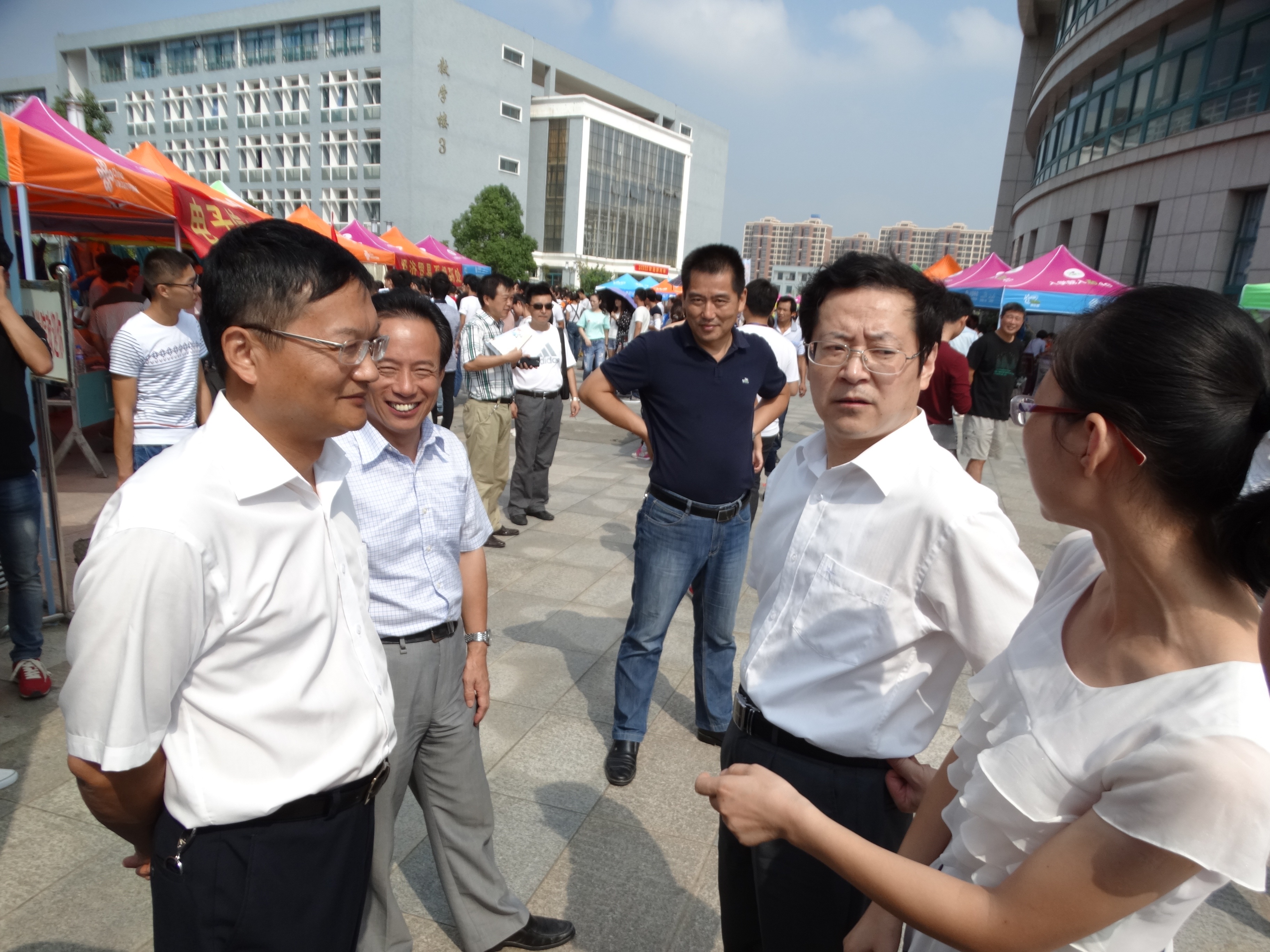 我系2015年迎新工作顺利开展