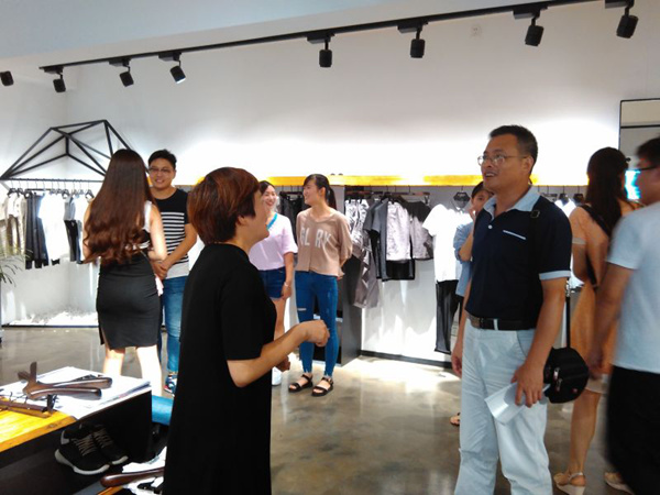 我系多渠道吸收企业专家意见完善人才培养方案 我系多渠道吸收企业专家意见完善人才培养方案