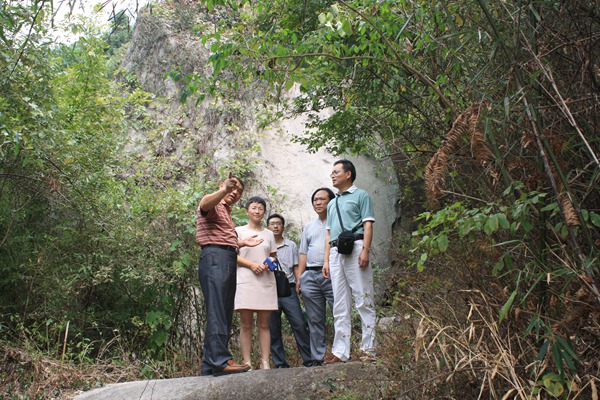 我系走访企业洽谈共建实习基地事宜