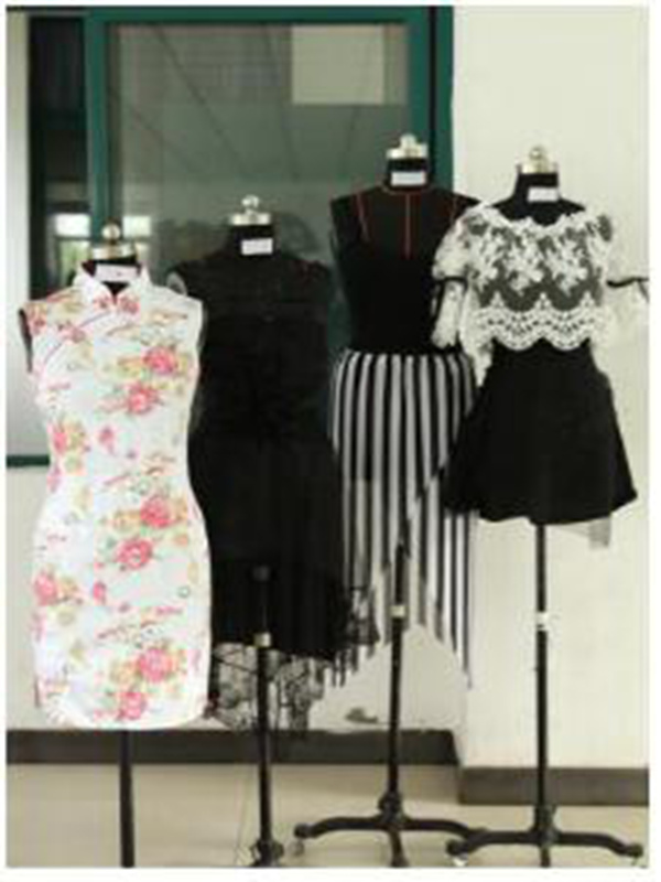 我系举办2014级服装设计专业毕业作品展