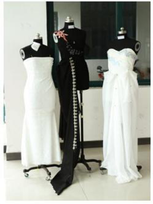 我系举办2014级服装设计专业毕业作品展